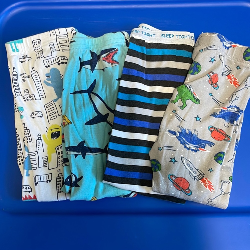 Boys 3T pj bundle (7 pcs)